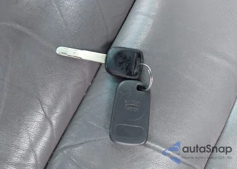 2004 Honda Odyssey Ex-L из США, поврежденный, VIN 5FNRL18054B098250